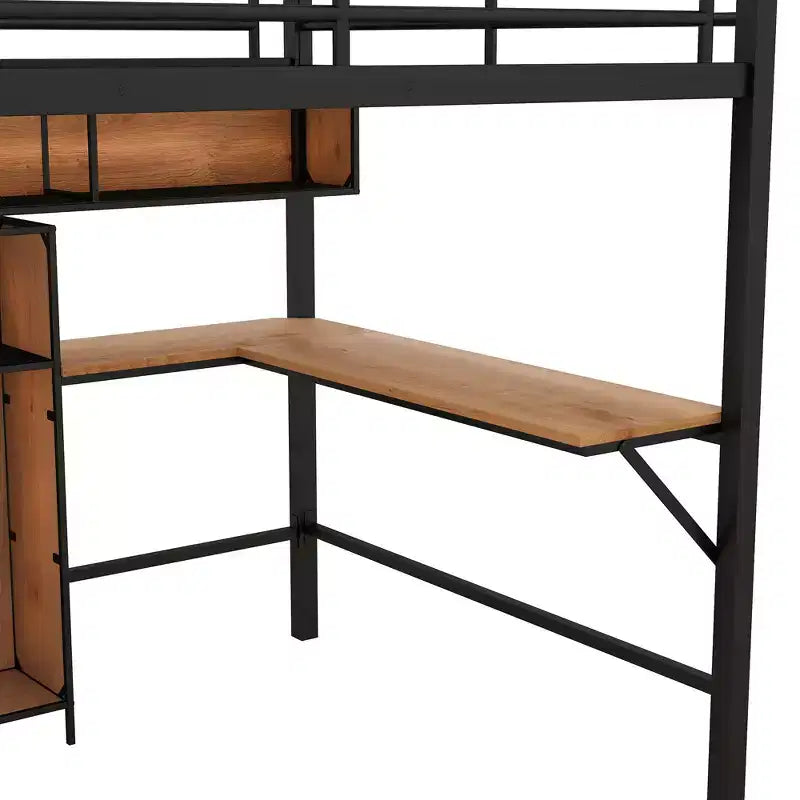 Letto a soppalco full size con scrivania a L e mensole, struttura in metallo e legno, nero e marrone