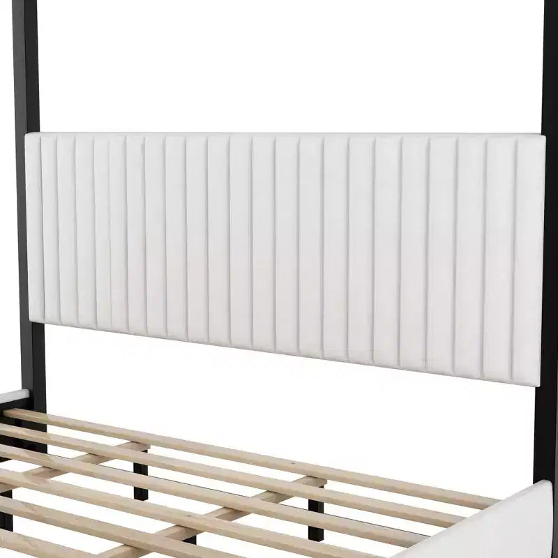 Letto a baldacchino moderno king size con testiera imbottita e struttura in metallo
